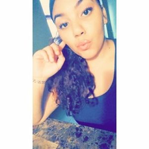 Meet your Posher, Gloria